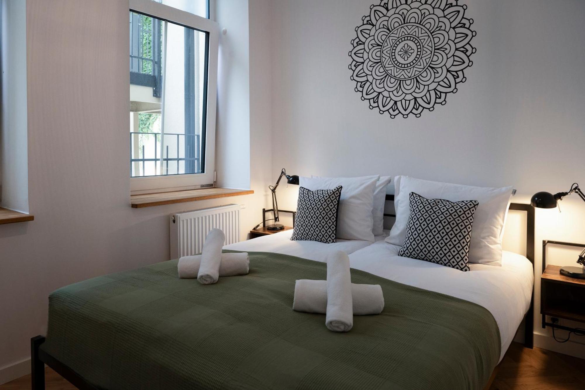 Tyzenhauz Apartments Siemiradzkiego Street Cracovia Esterno foto